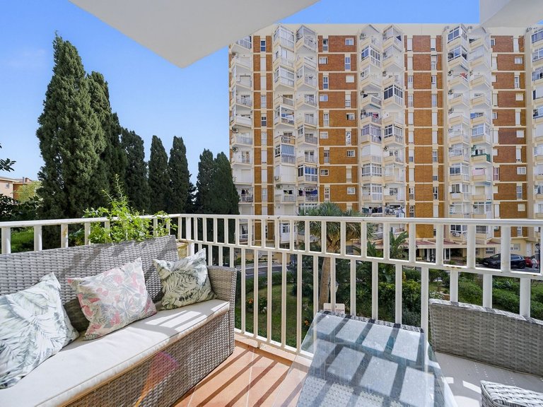 Apartment for Sale in Costa del Sol, Benalmadena Costa, Malaga 1