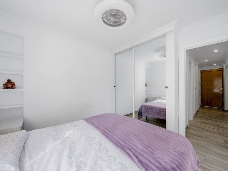 Apartment for Sale in Costa del Sol, Benalmadena Costa, Malaga 11