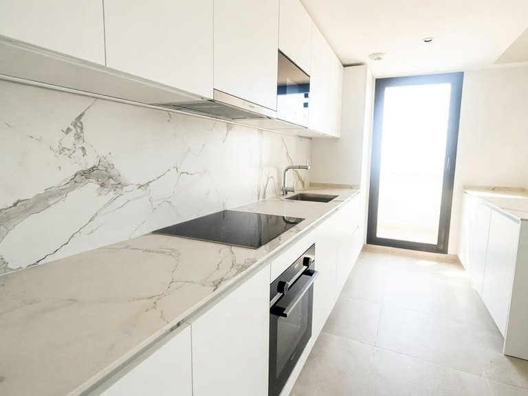 Penthouse for Sale in Benalmadena, Malaga 10