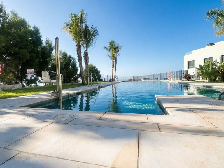 Penthouse for Sale in Benalmadena, Malaga 3