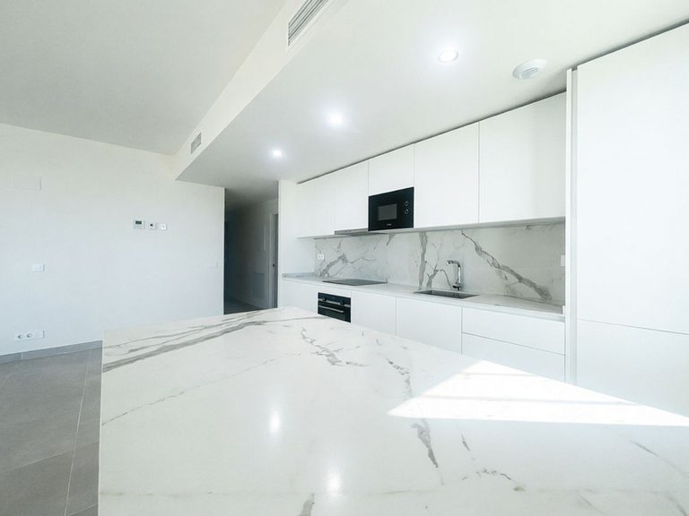 Penthouse for Sale in Benalmadena, Malaga 8