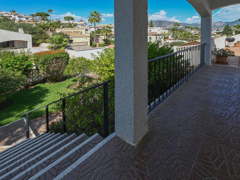 Villa for Sale in Cerros Del Aguila, Malaga 22