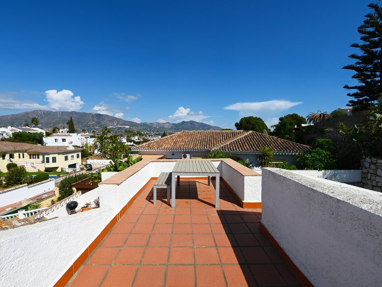 Villa for Sale in Cerros Del Aguila, Malaga 32