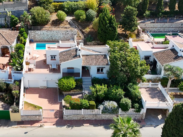 Villa for Sale in Cerros Del Aguila, Malaga 36