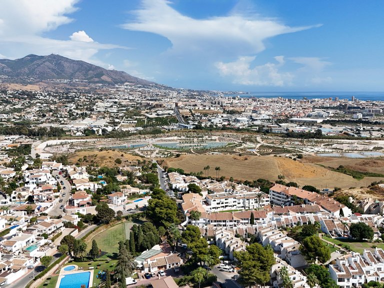 Villa for Sale in Cerros Del Aguila, Malaga 40