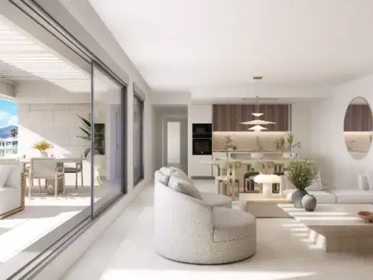 Apartment for Sale in Costa del Sol New Golden Mile, Malaga 4