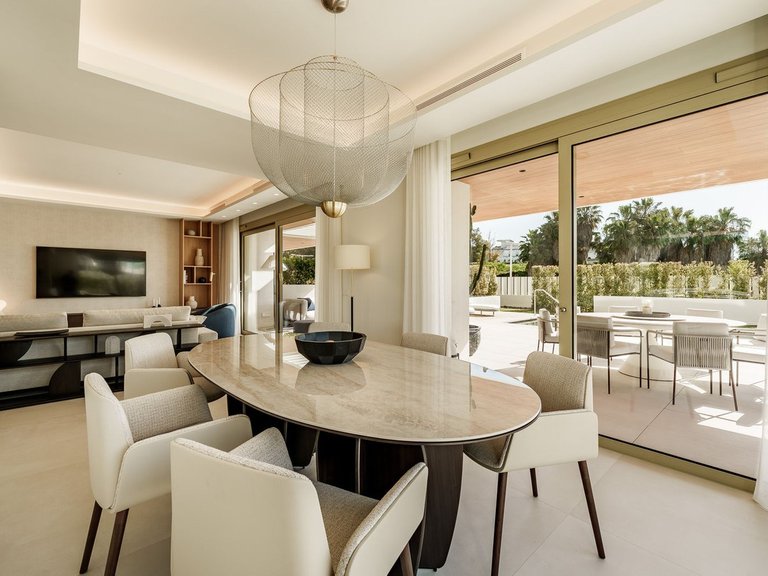 Apartment for Sale in The Golden Mile, Malaga 10