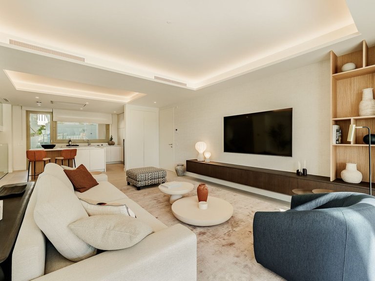 Apartment for Sale in The Golden Mile, Malaga 13
