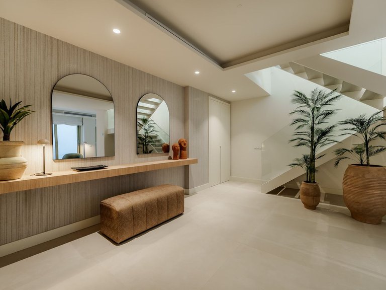 Apartment for Sale in The Golden Mile, Malaga 15