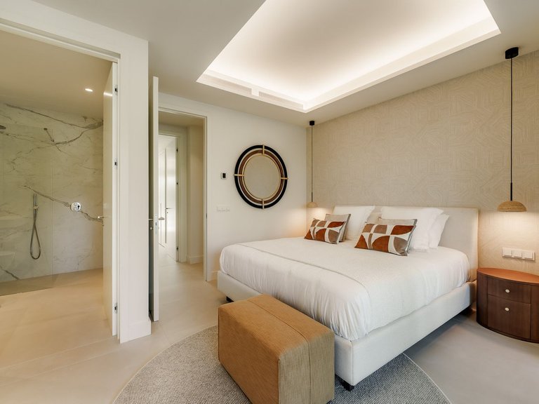 Apartment for Sale in The Golden Mile, Malaga 22