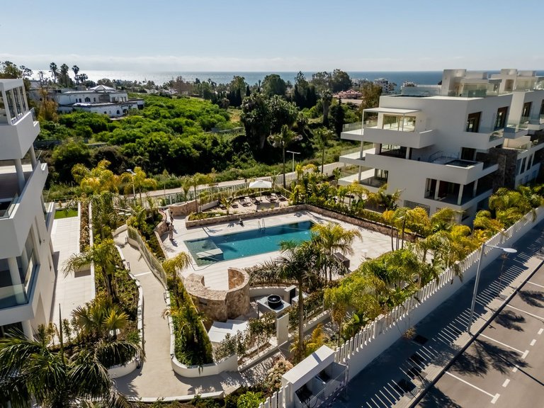 Apartment for Sale in The Golden Mile, Malaga 8