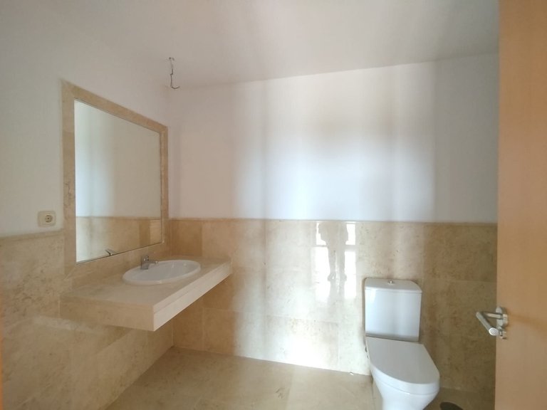 Villa for Sale in Doña Julia, Malaga 26