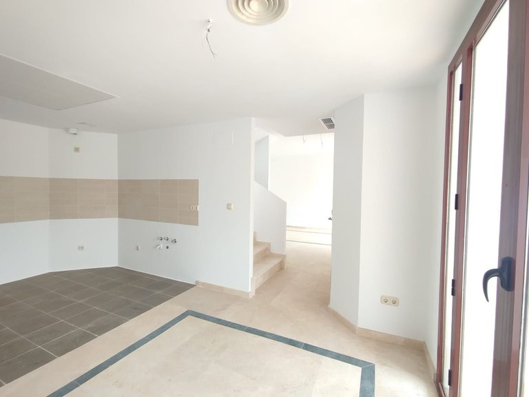 Villa for Sale in Doña Julia, Malaga 9
