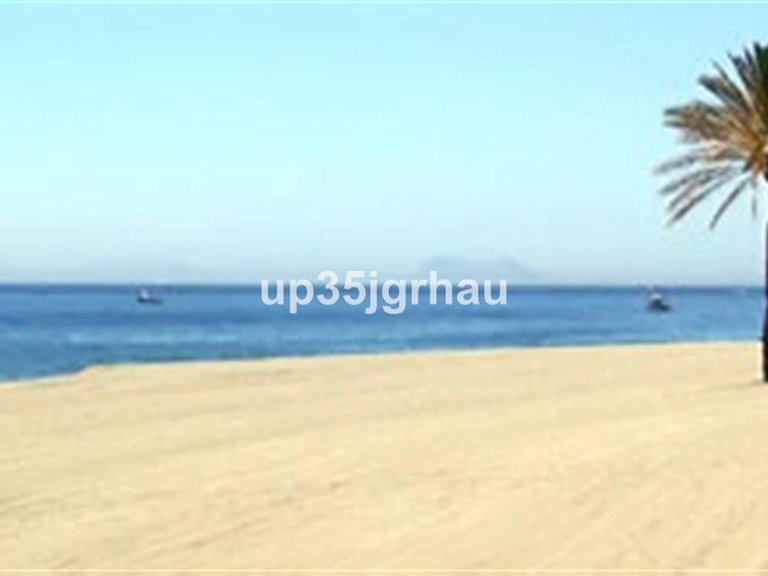 Villa for Sale in Estepona, Malaga 7