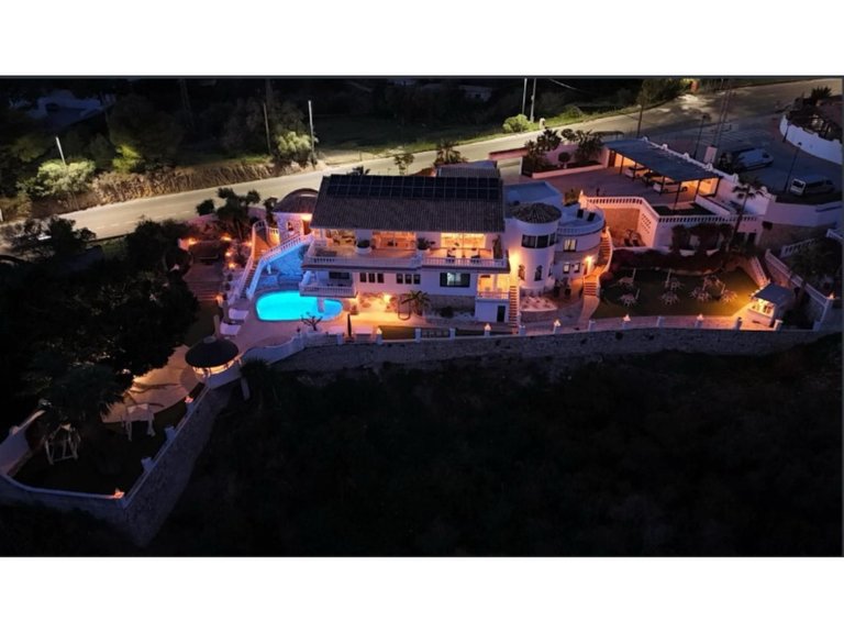 Villa for Sale in Mijas, Malaga 1