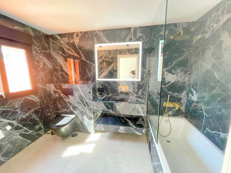 Villa for Sale in El Paraiso, Malaga 19