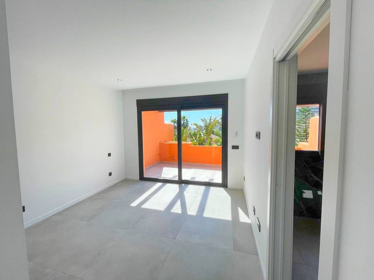 Villa for Sale in El Paraiso, Malaga 22