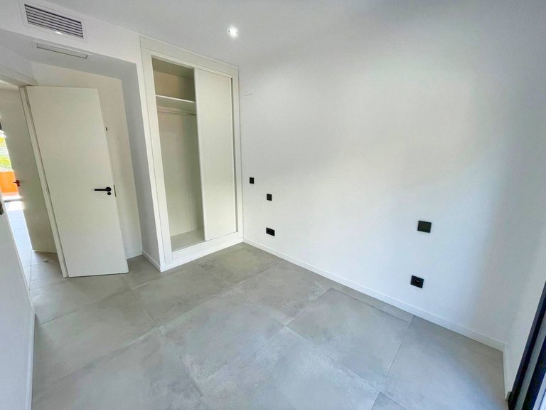 Villa for Sale in El Paraiso, Malaga 25
