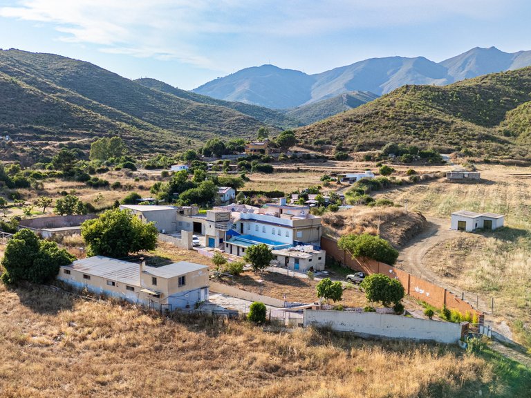 Apartment for Sale in Ojén, Malaga 1