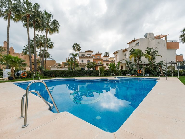 Villa for Sale in New Golden Mile, Malaga 27