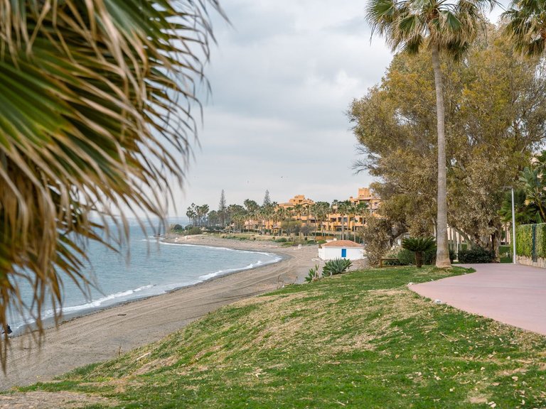 Villa for Sale in New Golden Mile, Malaga 29