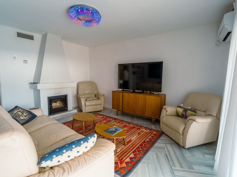 Villa for Sale in New Golden Mile, Malaga 6