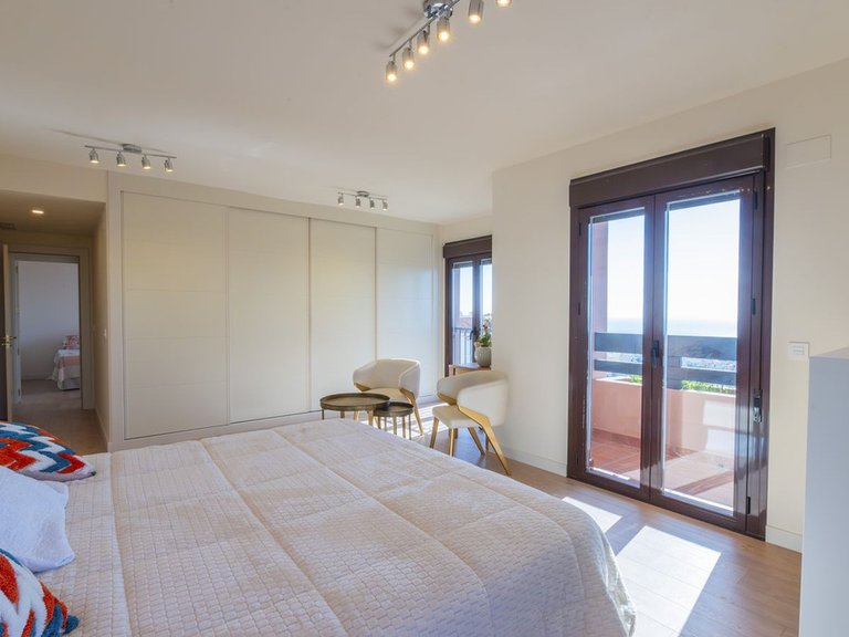 Apartment for Sale in Benalmadena, Malaga 16