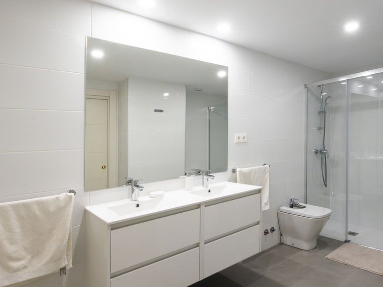 Apartment for Sale in Benalmadena, Malaga 17