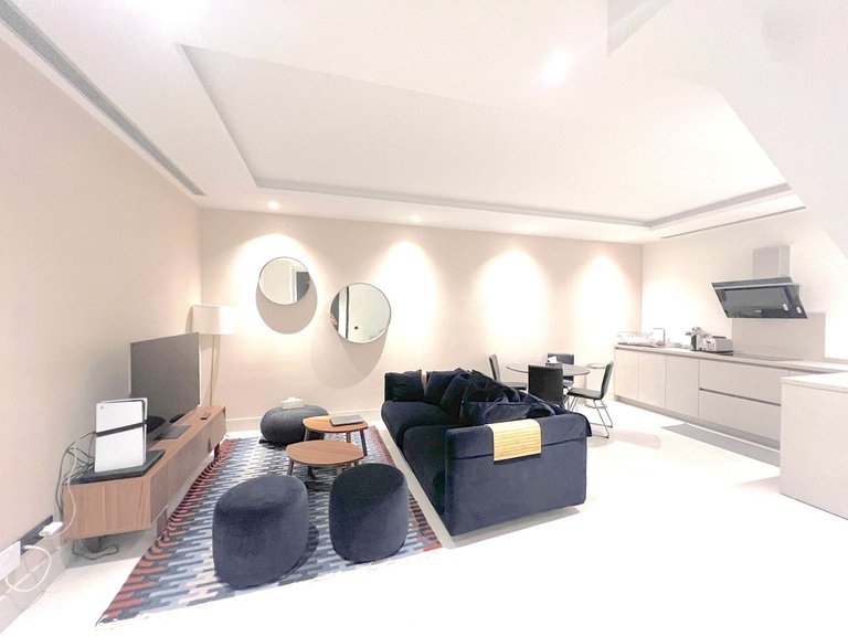 Apartment for Sale in The Golden Mile, Malaga 19