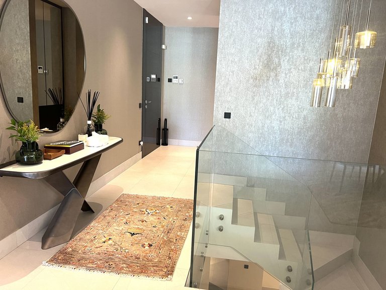 Apartment for Sale in The Golden Mile, Malaga 8