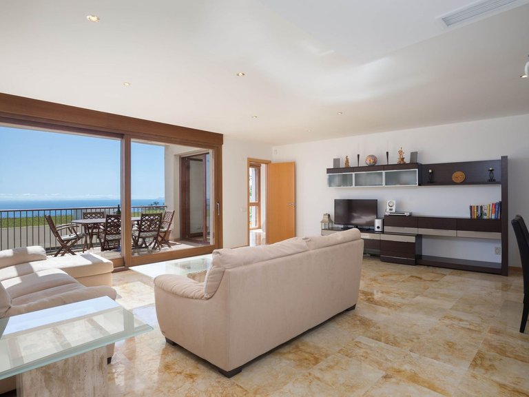 Apartment for Sale in Altos De Los Monteros, Malaga 2