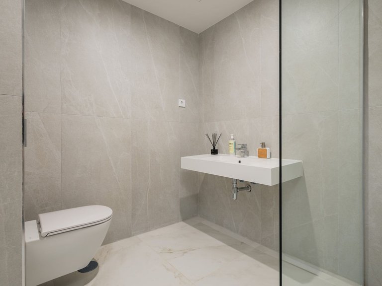Apartment for Sale in Costa del Sol Estepona, Malaga 9