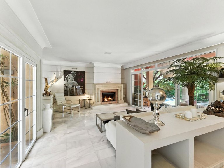 Villa for Sale in Marbella, Malaga 15