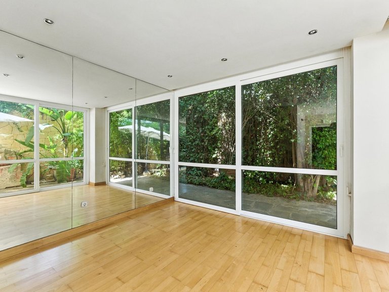 Villa for Sale in Marbella, Malaga 24