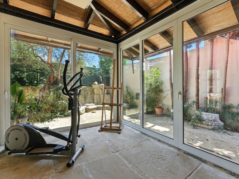 Villa for Sale in Marbella, Malaga 28