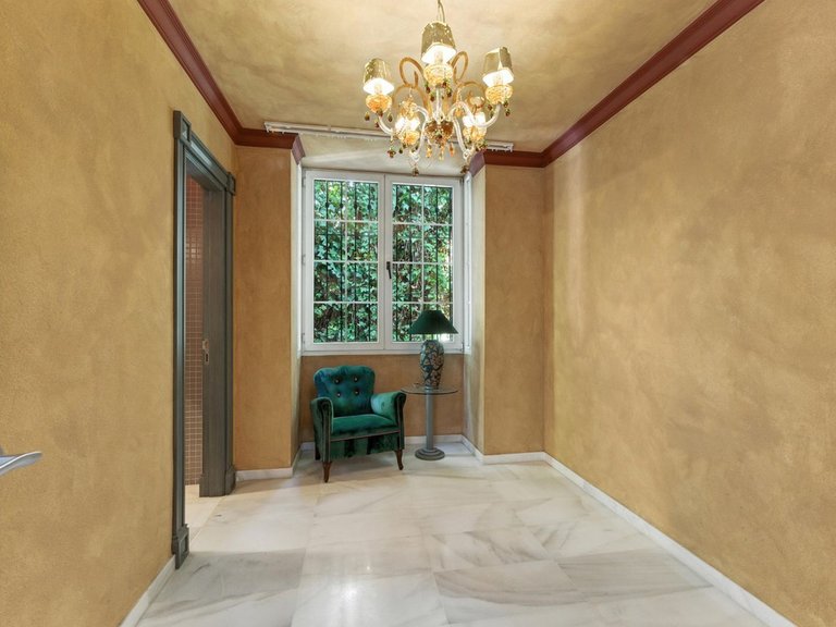 Villa for Sale in Marbella, Malaga 40