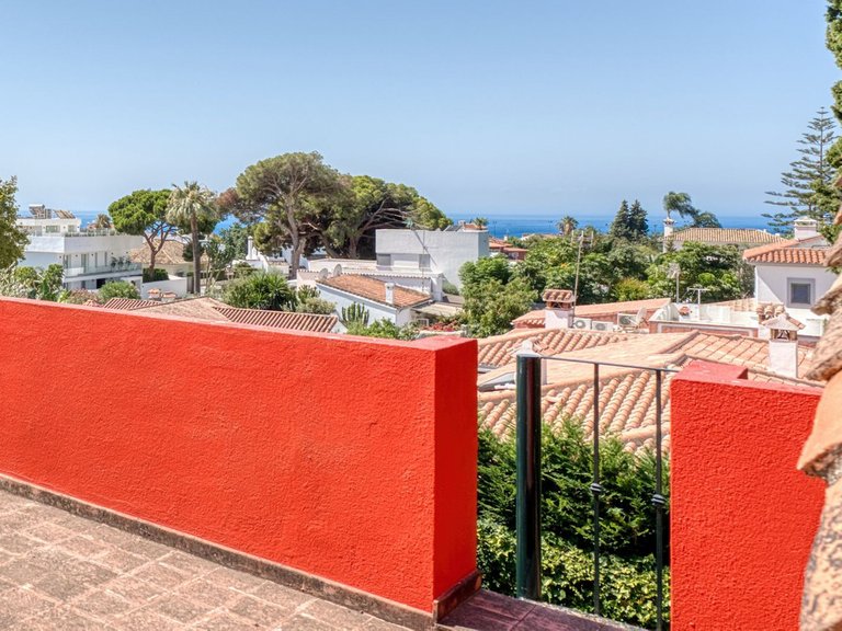 Villa for Sale in Marbella, Malaga 44