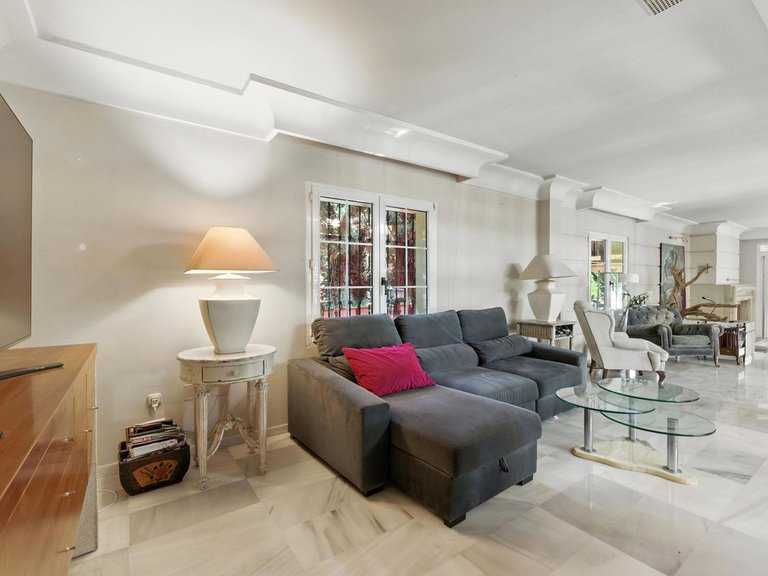 Villa for Sale in Marbella, Malaga 7