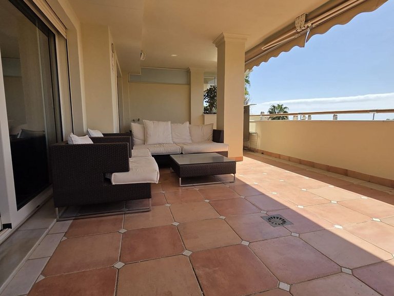 Apartment for Sale in Sierra Blanca, Malaga 17