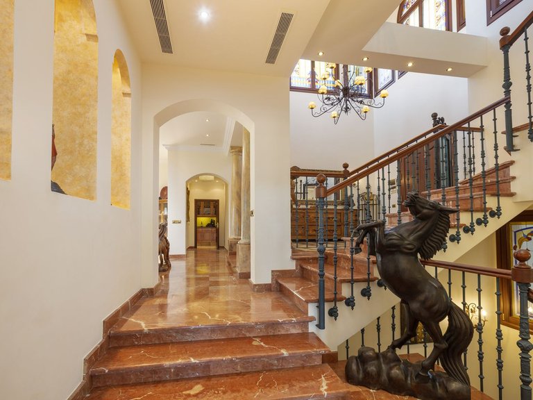 Villa for Sale in La Zagaleta, Malaga 11