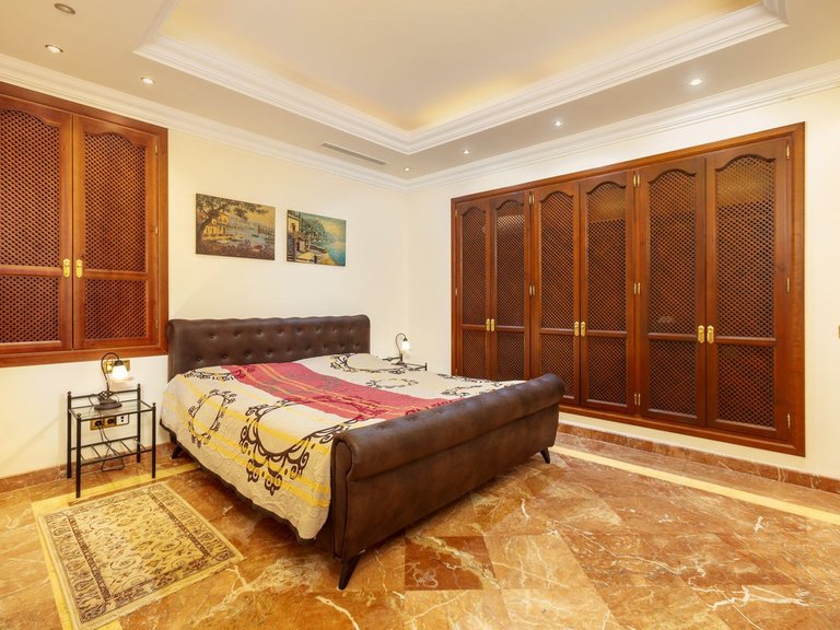 Villa for Sale in La Zagaleta, Malaga 13