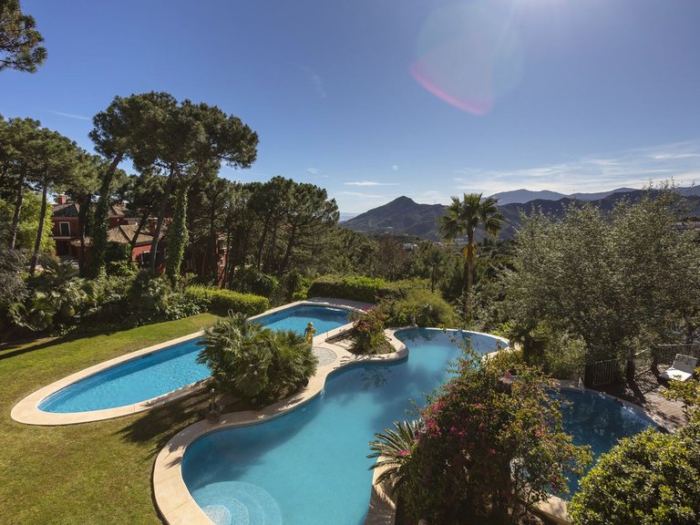 Villa for Sale in La Zagaleta, Malaga 19