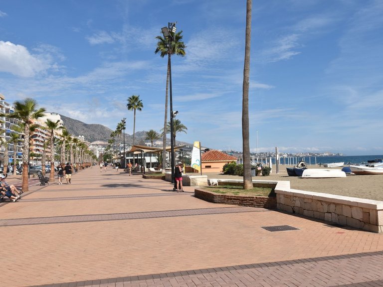 Apartment for Sale in Fuengirola, Malaga 25