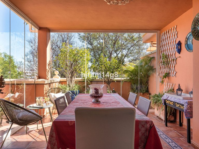 Apartment for Sale in Nueva Andalucía, Malaga 20