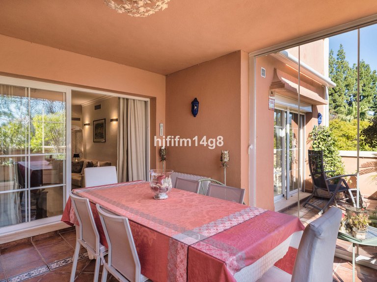 Apartment for Sale in Nueva Andalucía, Malaga 21