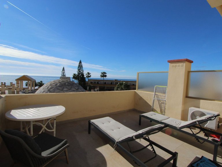 Villa for Sale in Elviria, Malaga 2