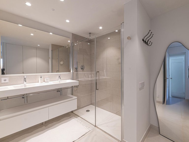 Apartment for Sale in Higueron, Malaga 14