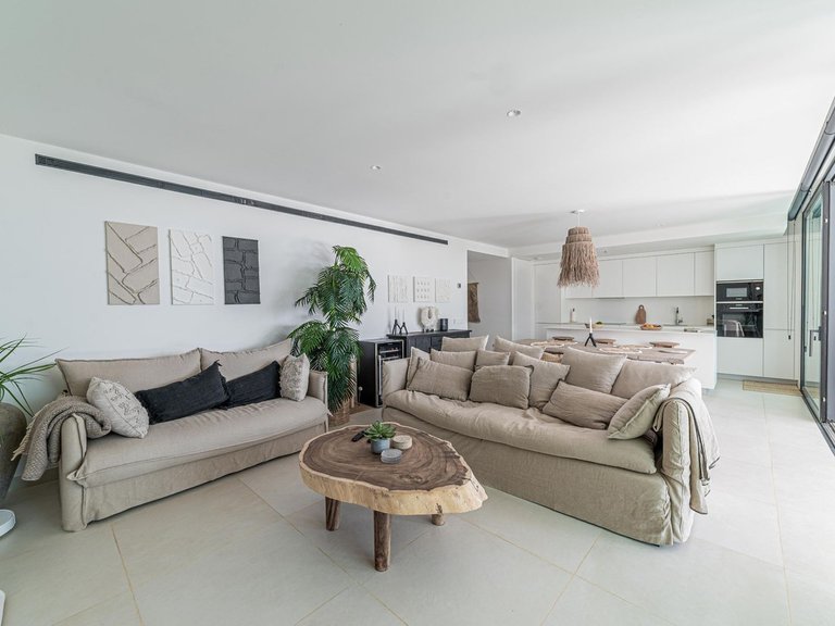 Apartment for Sale in Higueron, Malaga 3