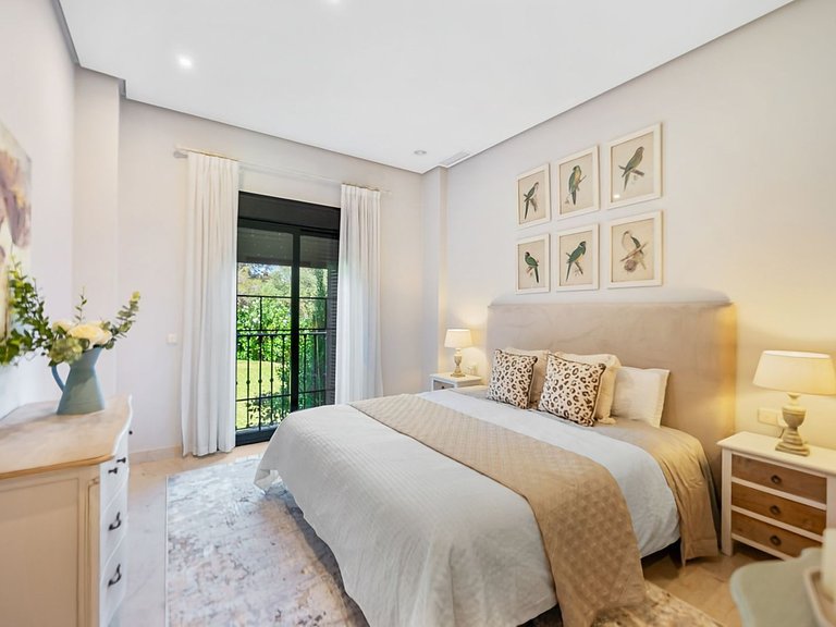 Apartment for Sale in Puerto Banús, Malaga 37