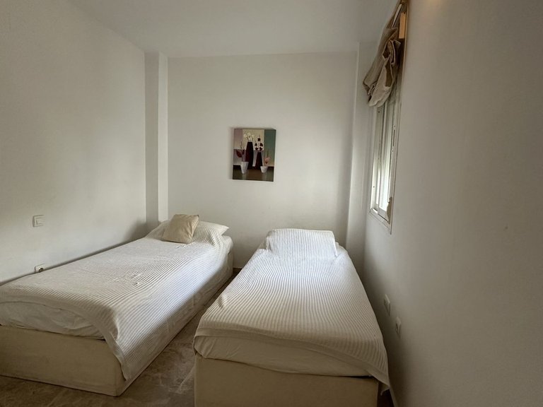 Apartment for Sale in Puerto Banús, Malaga 10